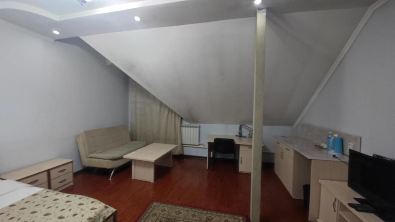 Bishkek Villa Hotel Zewnętrze zdjęcie