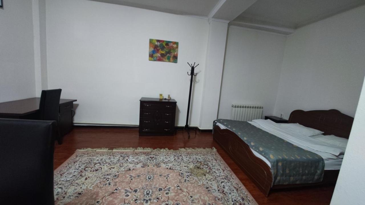 Bishkek Villa Hotel Zewnętrze zdjęcie