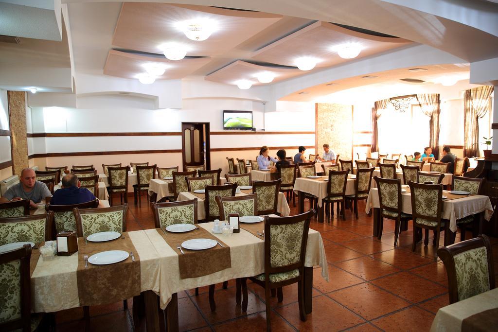 Bishkek Villa Hotel Zewnętrze zdjęcie