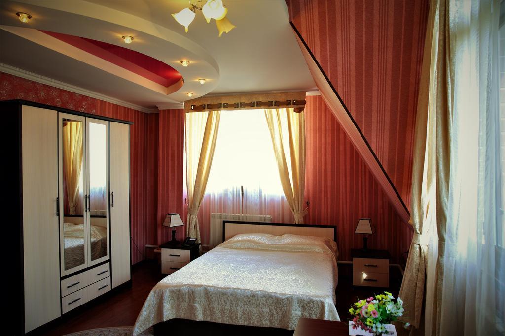 Bishkek Villa Hotel Zewnętrze zdjęcie