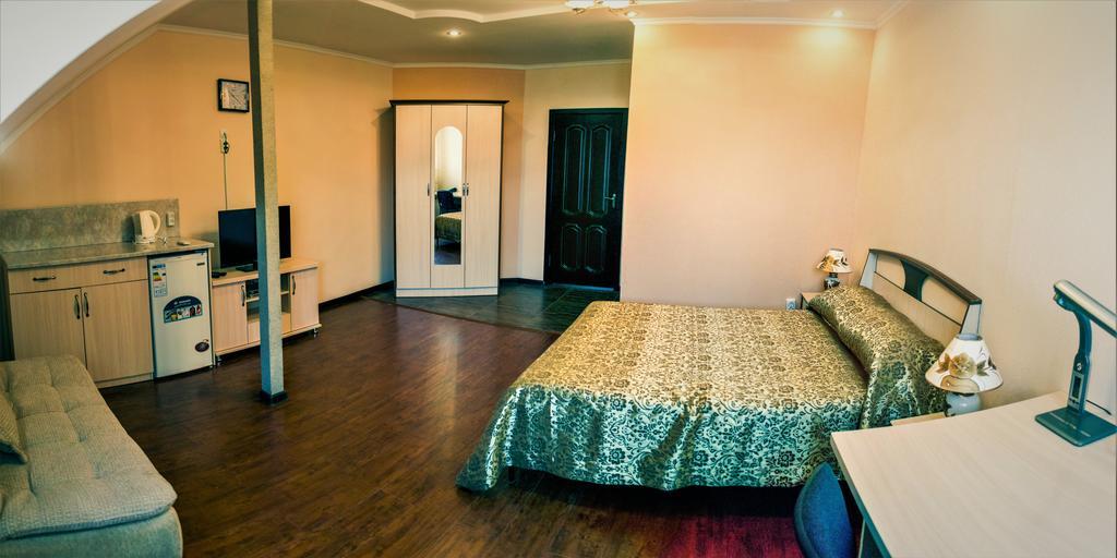 Bishkek Villa Hotel Zewnętrze zdjęcie